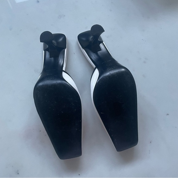 Vintage Prada Satin Mules White Black Bows 38.5 Square Toe Pumps Heels Slip On - Picture 5 of 12